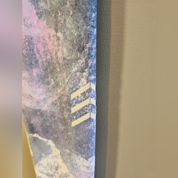 Ivivva Leggings Mountain Scene Sz 12 - Picture 4 of 5